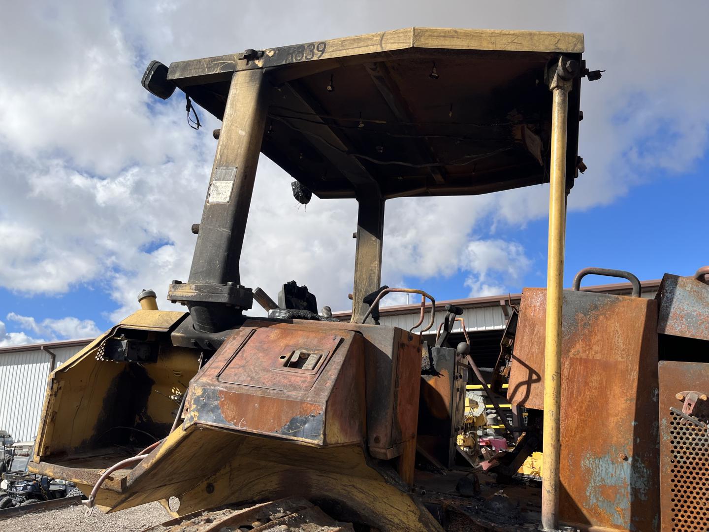 ./imagenes/INVOICE/2019/17247/TOPADOR FRONTAL CATERPILLAR D5M (28).JPG